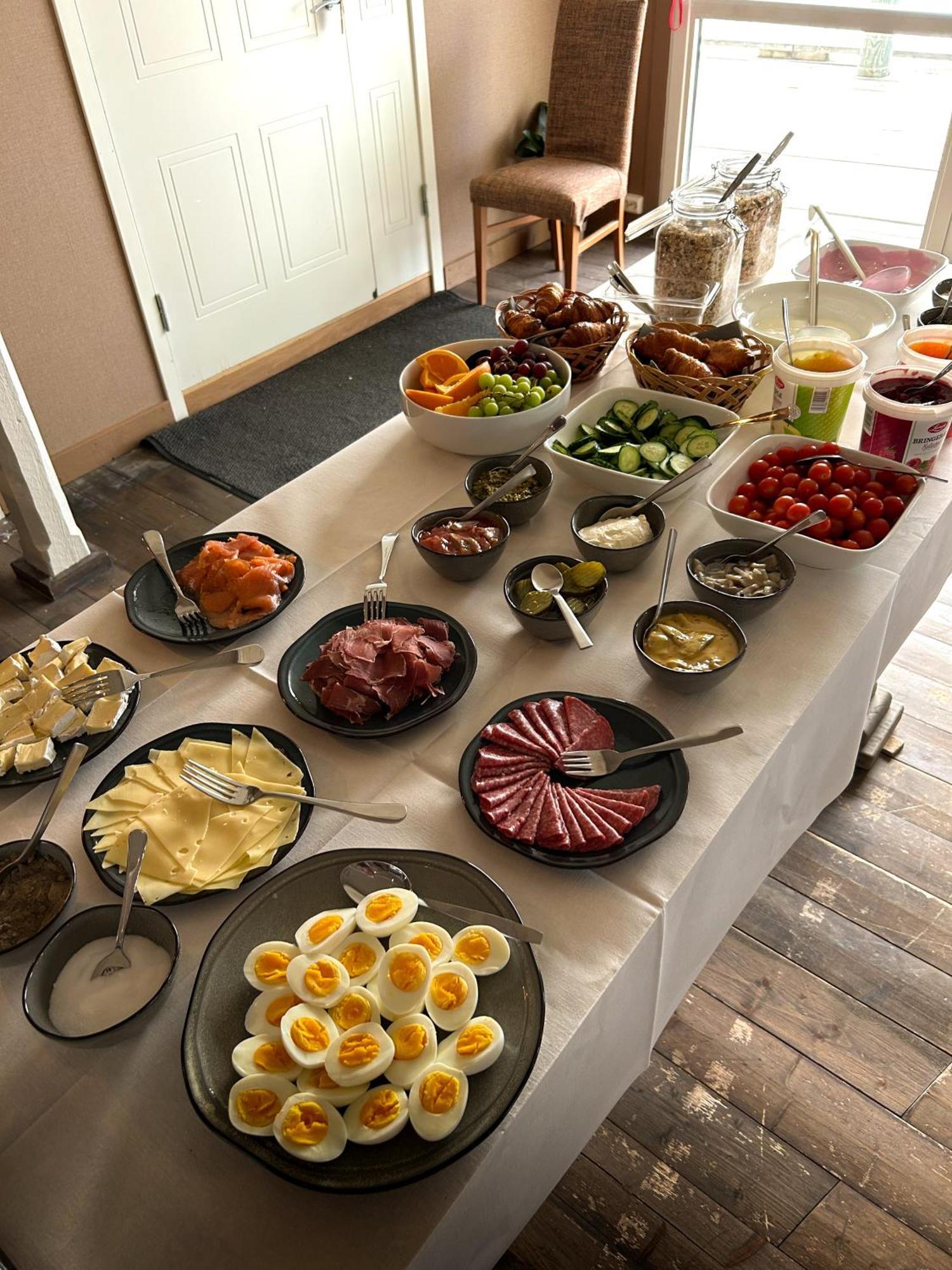 Skata Boutique Hotel Henningsvær Eksteriør bilde