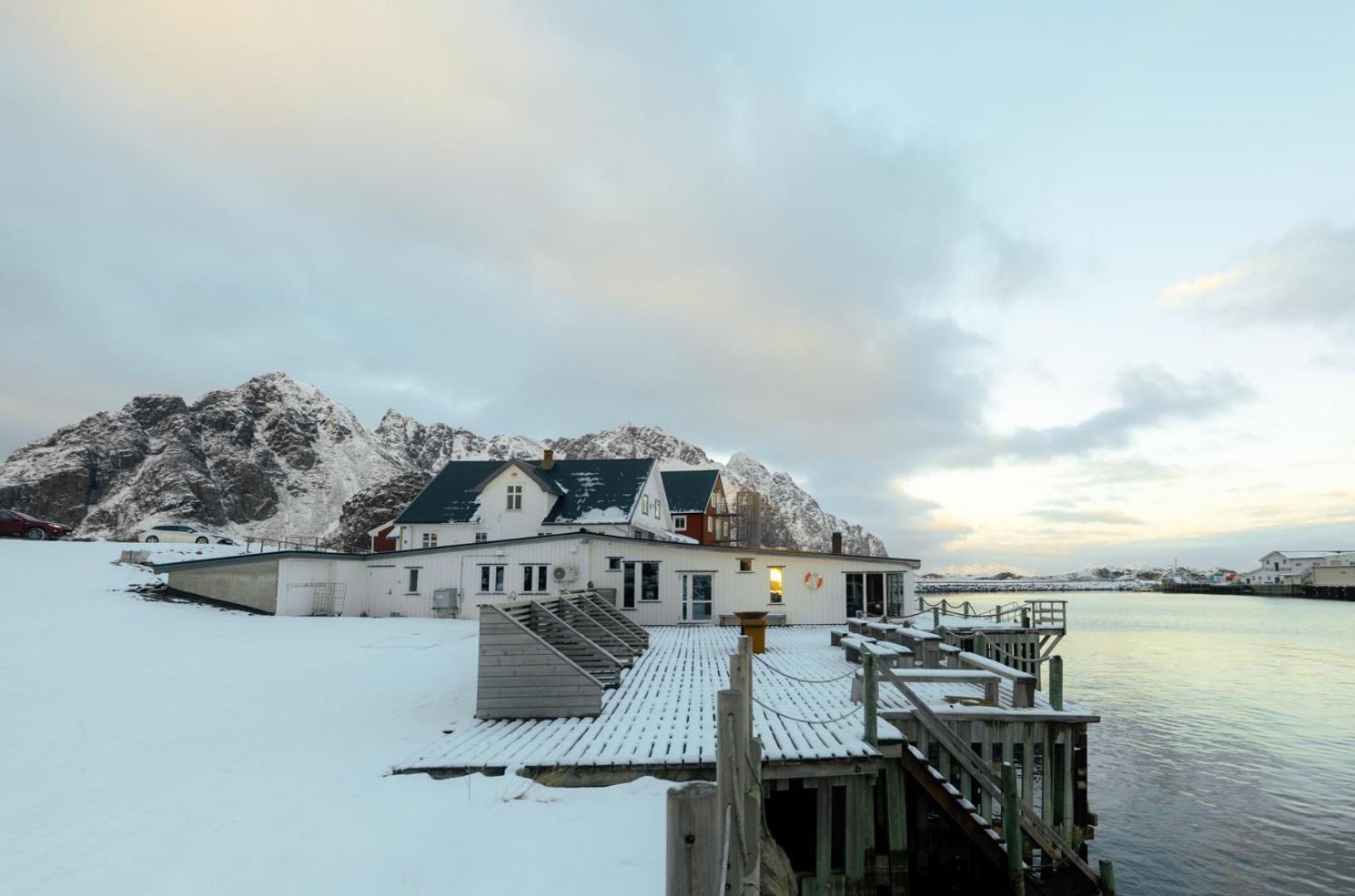 Skata Boutique Hotel Henningsvær Eksteriør bilde